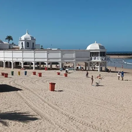 Piso Playa La Caleta Διαμέρισμα *